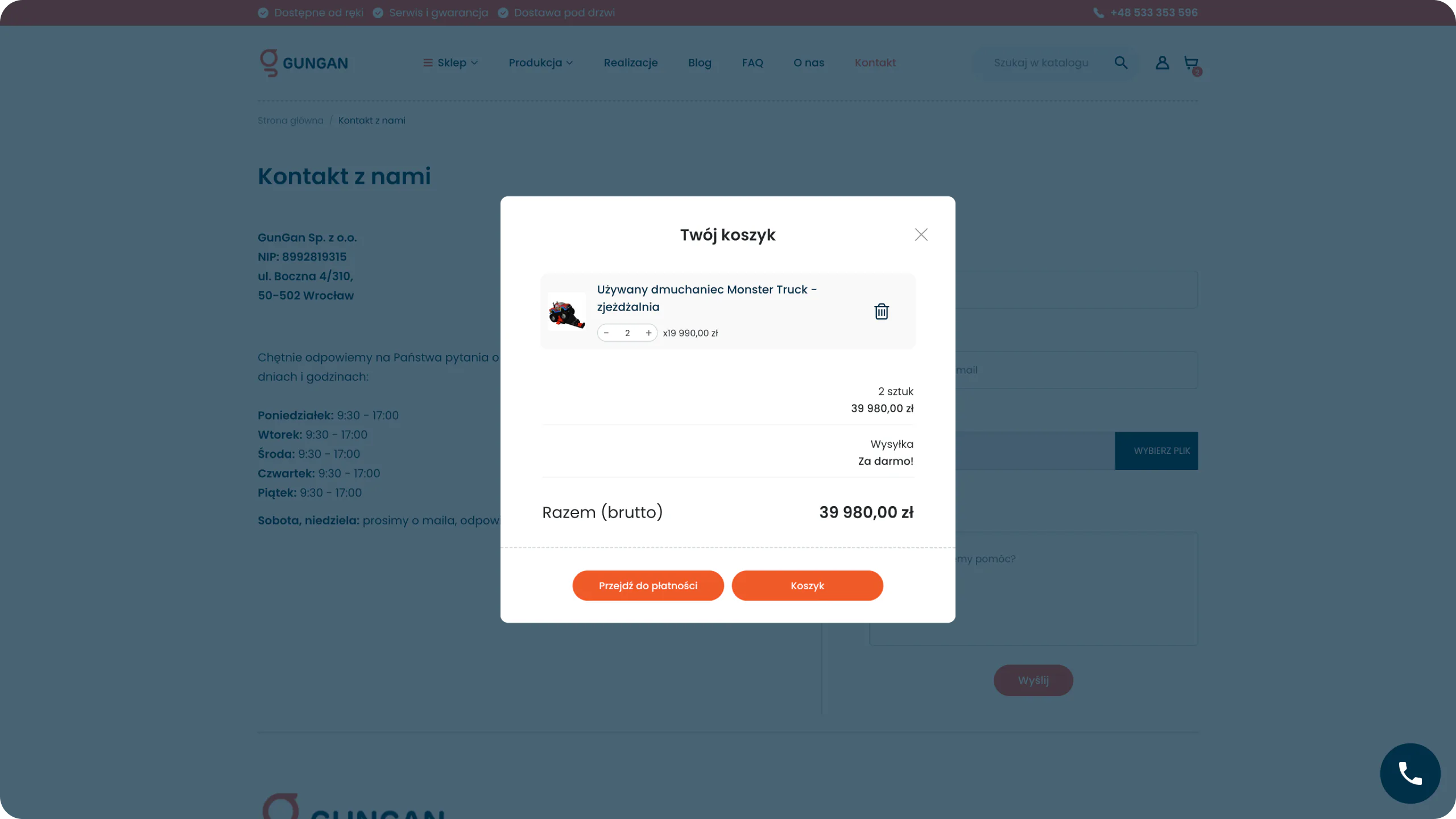 A global sales platform for inflatable attractions — website view 2